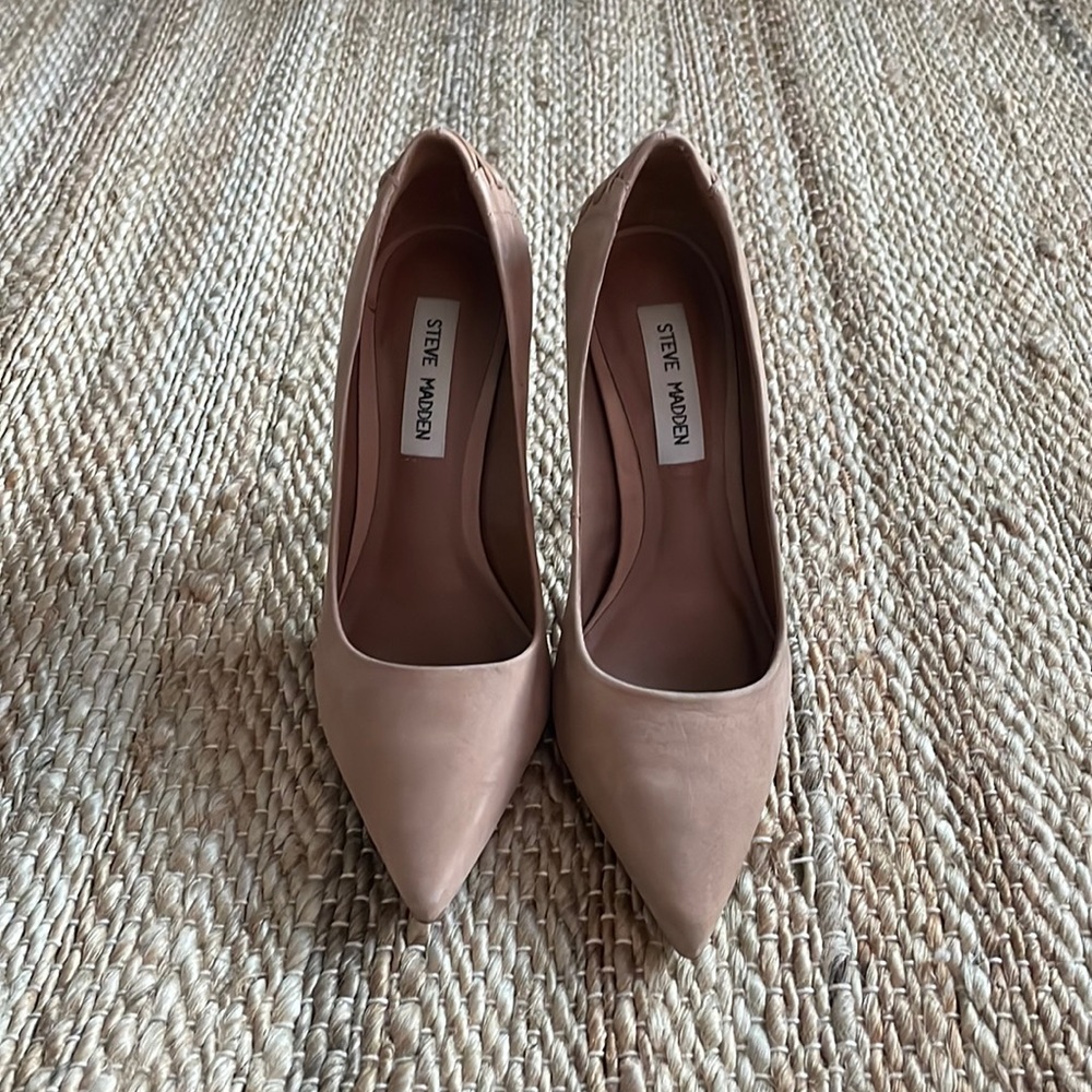 Steve Madden Nude Heels
